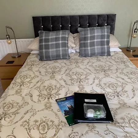 Wentworth B&B 휫비