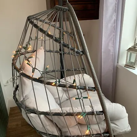 לינה וארוחת בוקר Wentworth 4*