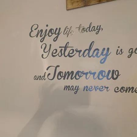 Wentworth B&B 휫비