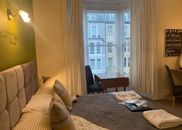 Bed and Breakfast Wentworth 4*